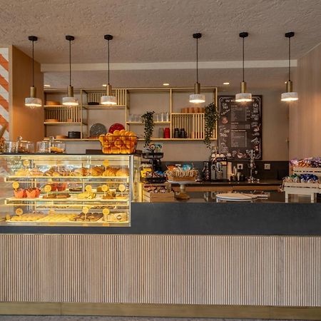 Oli Hotel And Suites Анталия Екстериор снимка